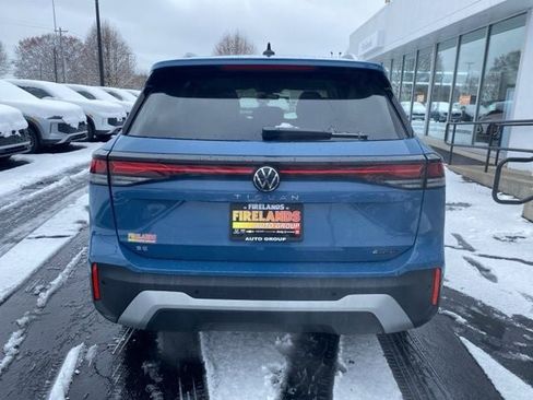 New 2026 Volkswagen Tiguan SE image 10