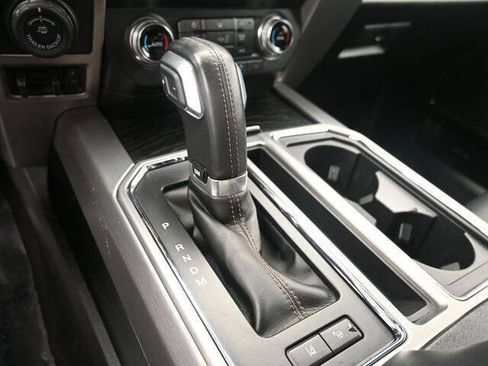 Used 2019 Ford F150 Platinum w/ Equipment Group 701A Luxury image 8