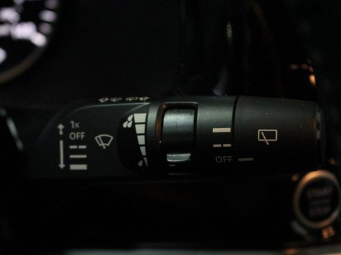 Used 2024 Nissan Pathfinder SL w/ SL Premium Package image 13