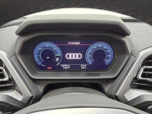 Used 2024 Audi Q4 e-tron Premium Plus w/ Premium Plus AWD/4WD image 9