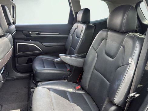Used 2025 Kia Telluride S AWD/4WD image 22