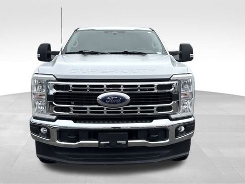 Used 2024 Ford F250 XLT w/ FX4 Off-Road Package image 8