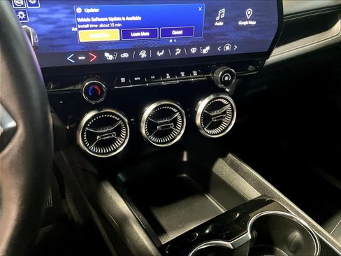 Used 2024 Chevrolet Blazer EV LT image 26