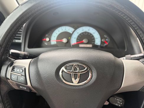 Used 2010 Toyota Camry SE FWD image 17