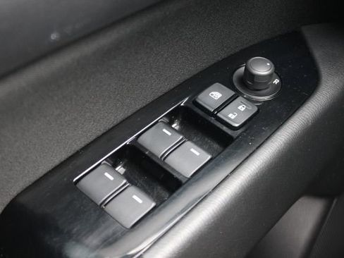 Used 2018 MAZDA CX-5 Sport image 17