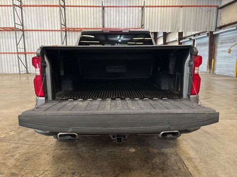 Used 2020 Chevrolet Silverado 1500 LT Trail Boss w/ LPO, Dark Essentials Package image 12