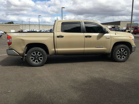 Used 2017 Toyota Tundra SR5 w/ TRD Off Road Package AWD/4WD image 6