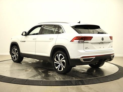 Used 2020 Volkswagen Atlas Cross Sport SEL Premium image 5