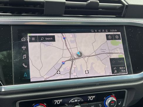 Used 2023 Audi Q3 2.0T Premium Plus w/ Premium Plus Package image 23