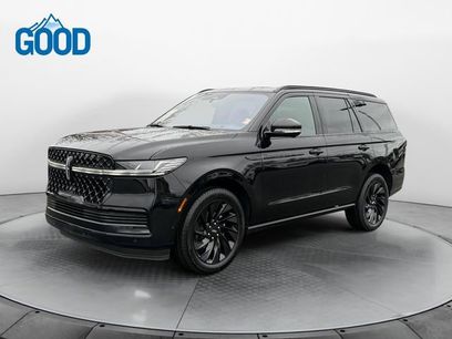 Used 2025 Lincoln Navigator Reserve w/ Jet Appearance Package