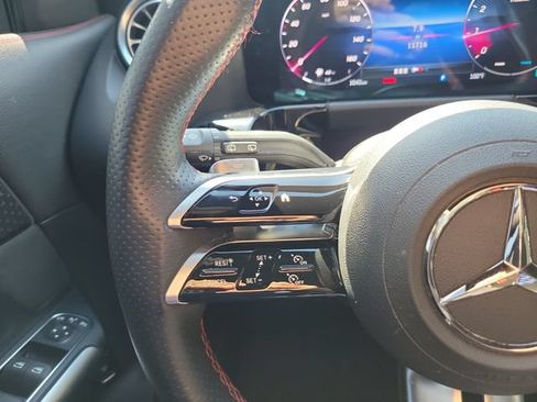 Used 2025 Mercedes-Benz GLA 250 image 20