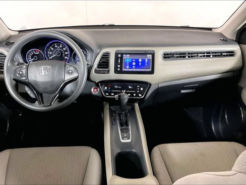 Used 2018 Honda HR-V EX image 15
