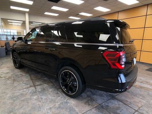 Certified 2022 Ford Expedition Max Limited image 5