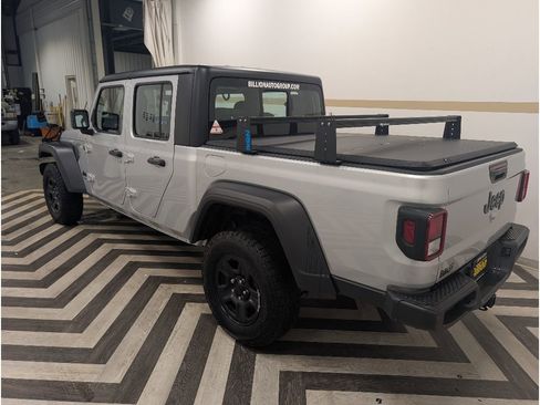 Used 2023 Jeep Gladiator Sport w/ Trailer Tow Package AWD/4WD image 21