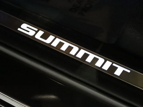 Used 2023 Jeep Grand Cherokee Summit image 30