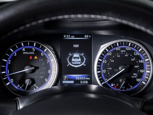 Used 2017 INFINITI Q50 Signature Edition w/ All Weather Package (L93) image 21