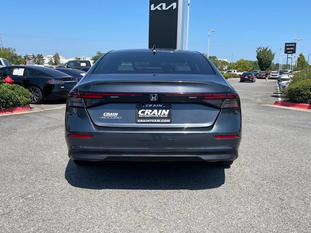 Used 2023 Honda Accord EX image 6