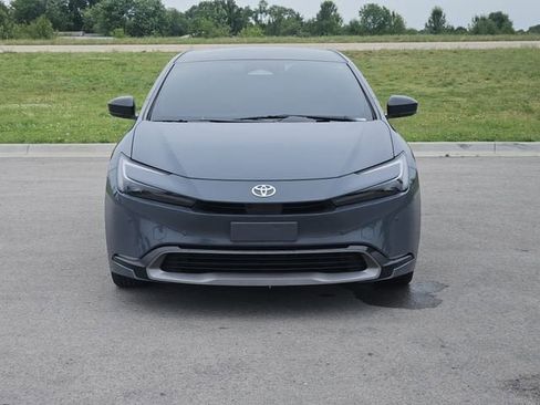 Used 2024 Toyota Prius Limited w/ Limited Premium Package AWD/4WD image 2