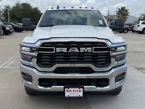 New 2026 RAM 3500 Tradesman AWD/4WD image 3