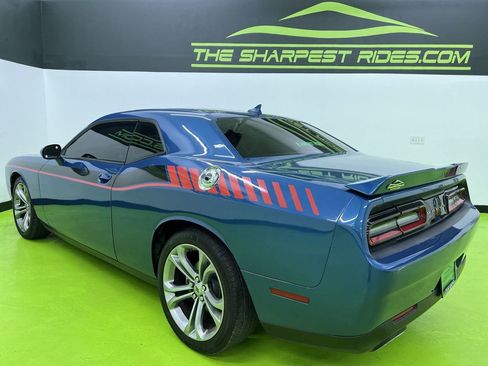 Used 2022 Dodge Challenger GT w/ Plus Package RWD image 7