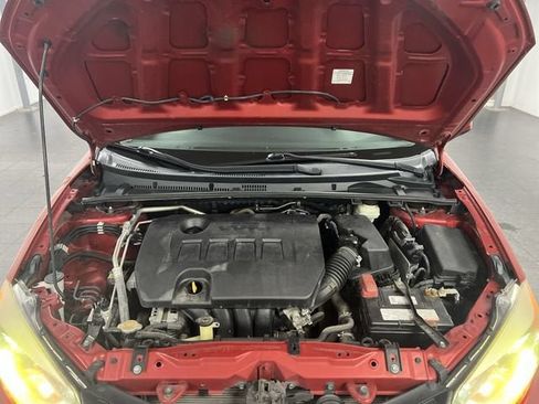 Used 2014 Toyota Corolla LE FWD image 28