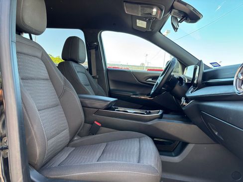 Used 2025 Chevrolet Equinox LT AWD/4WD image 37