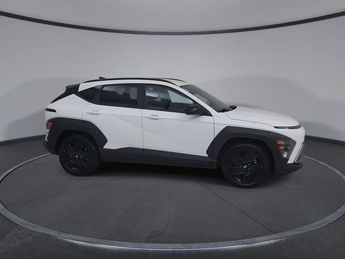 Used 2026 Hyundai Kona SEL Sport FWD image 17