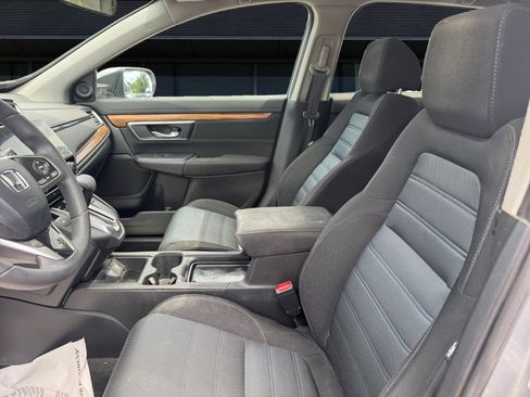 Used 2017 Honda CR-V EX image 2