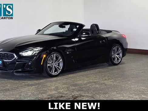 Used 2025 BMW Z4 sDrive30i image 1