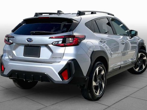 Used 2025 Subaru Crosstrek 2.5i Limited AWD/4WD image 12