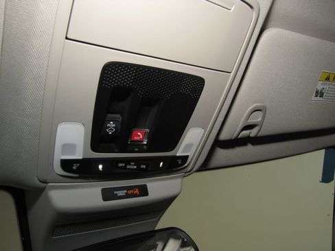 Used 2023 Honda Accord EX image 8