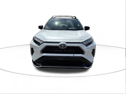 Used 2024 Toyota RAV4 XSE AWD/4WD image 8