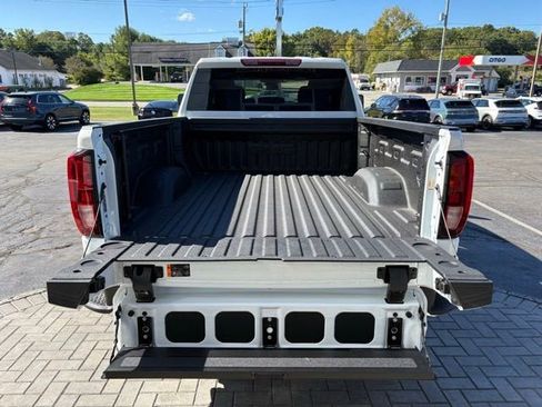 New 2025 GMC Sierra 2500 SLE image 11