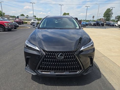 Used 2025 Lexus NX 350 AWD w/ Accessory Package (2T) image 3