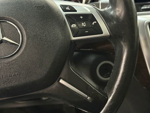 Used 2014 Mercedes-Benz GL 450 4MATIC w/ Lane Tracking Package image 32