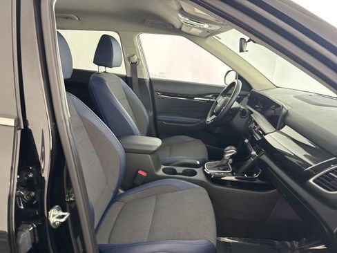 Certified 2024 Kia Seltos S image 23