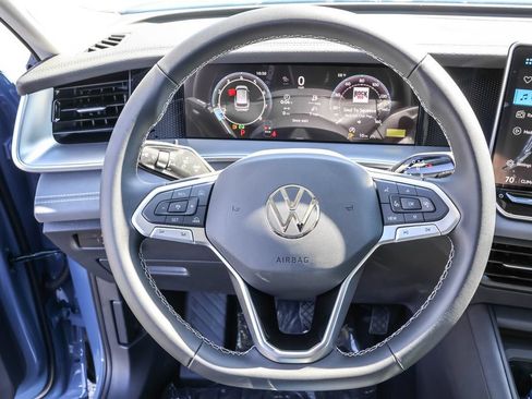 New 2026 Volkswagen Tiguan SE AWD/4WD image 26