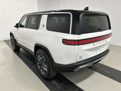 Used 2024 Rivian R1S Adventure AWD/4WD image 3