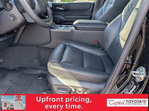 Used 2024 Toyota Land Cruiser image 12