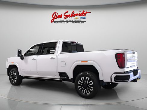 Used 2025 GMC Sierra 2500 Denali Ultimate AWD/4WD image 4