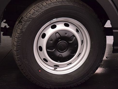 Used 2024 Ford Transit 350 XL RWD image 11