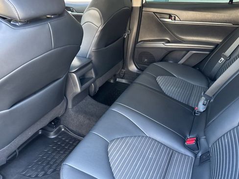 Used 2022 Toyota Camry SE FWD image 15