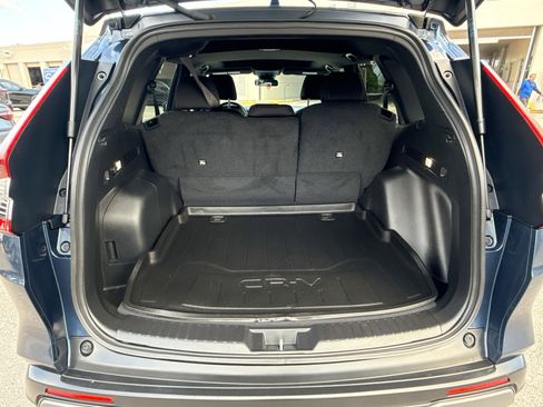 Used 2025 Honda CR-V Sport image 26