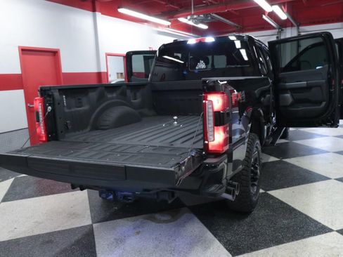 Used 2024 Ford F250 Lariat w/ Lariat Ultimate Package AWD/4WD image 29