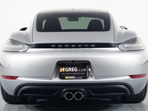 Used 2025 Porsche 718 Cayman image 12