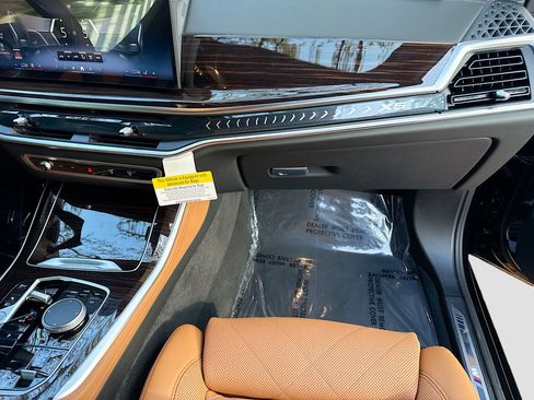 New 2026 BMW X5 xDrive50e w/ M Sport Package image 18