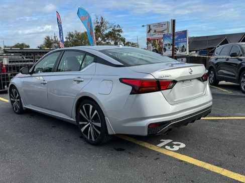 Used 2019 Nissan Altima 2.5 SR w/ SR Premium Package FWD image 7