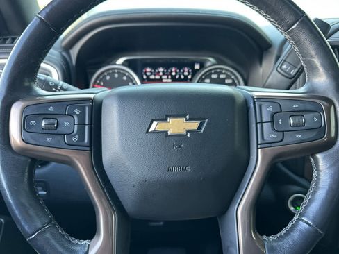 Used 2019 Chevrolet Silverado 1500 High Country image 26