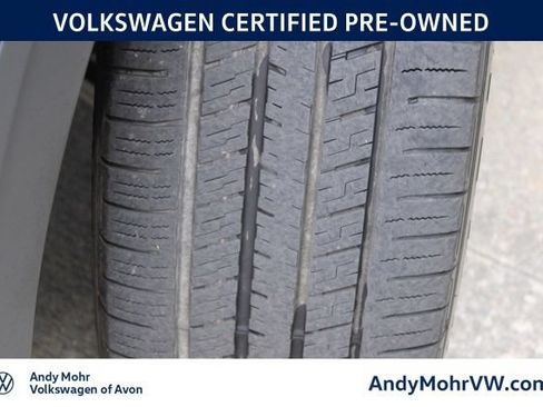 Used 2023 Volkswagen Atlas SEL R-Line AWD/4WD image 16