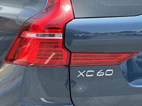 Certified 2025 Volvo XC60 B5 Core w/ Climate Package PRO image 34